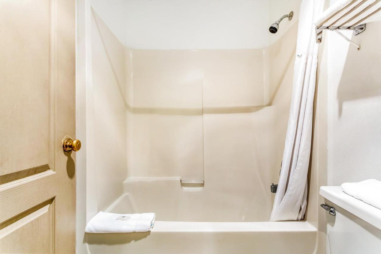 Arlington Motor Inn מראה חיצוני תמונה